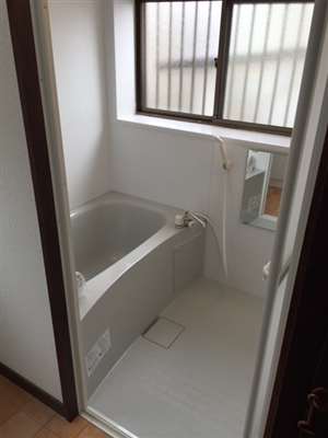 ���j�b�g�o�X