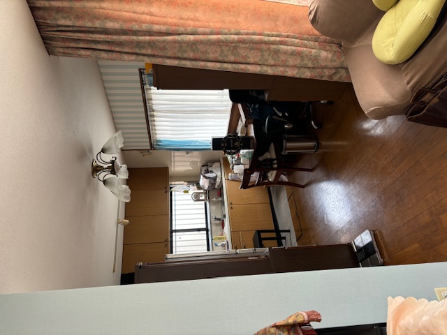 �ǎ��A�N���X